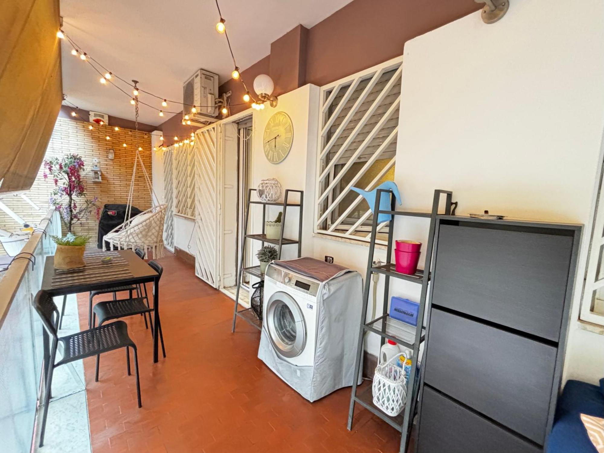 Cozy Flat With Terrace Apartamento Roma